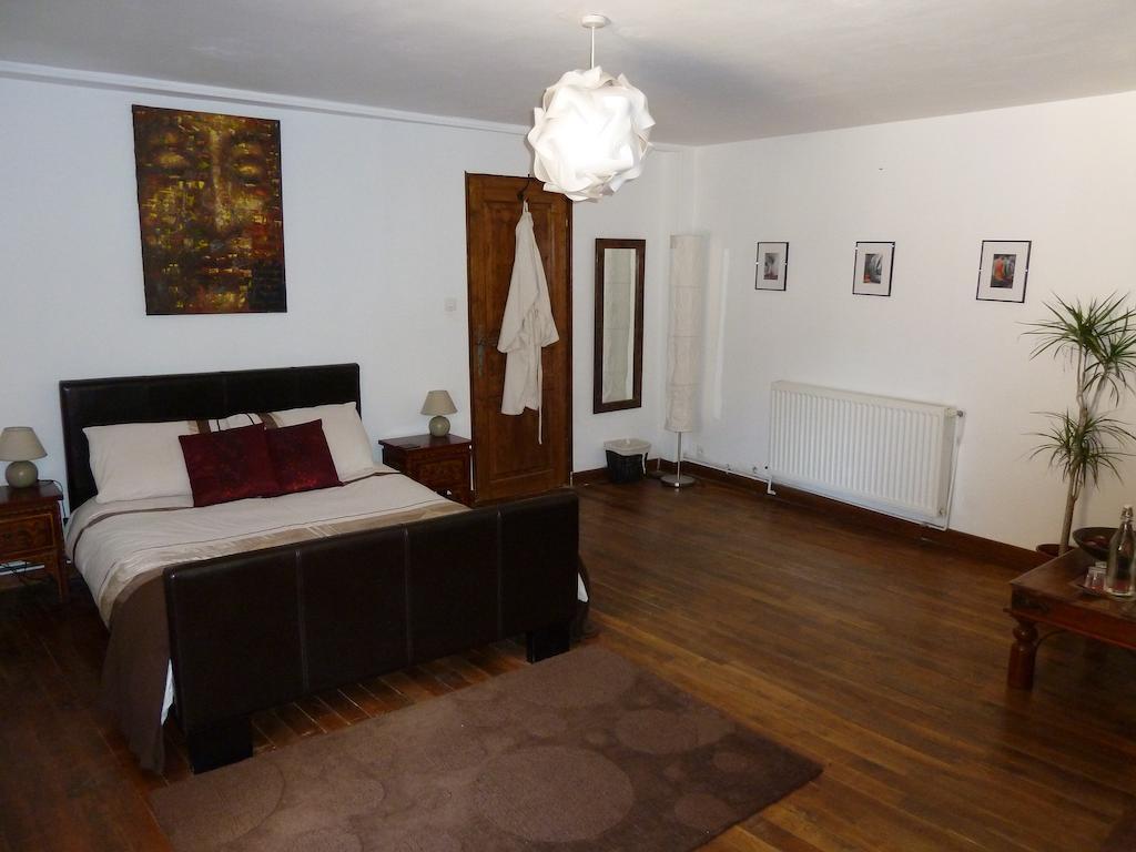 Chaillac Bed & Breakfast Zimmer foto